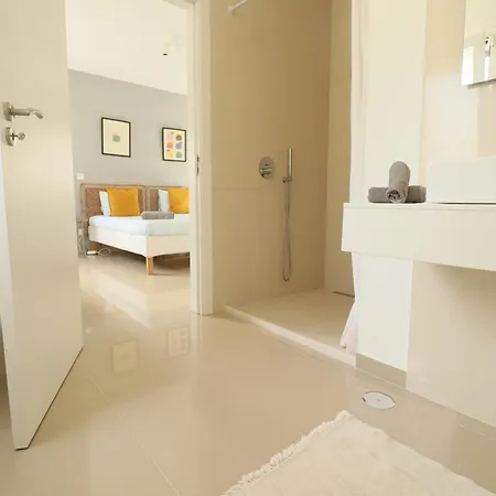 Peace House - 6 * لورينها