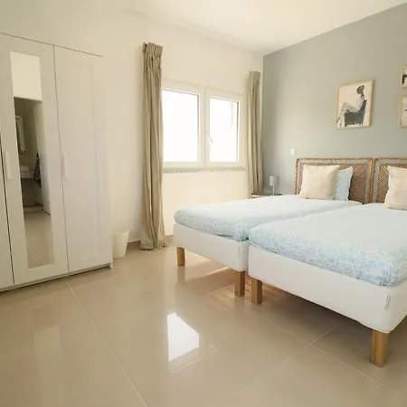 فيلة Peace House - 6 *